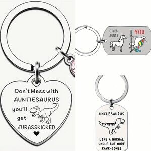 Auntie and Uncle Keychains - In gift box